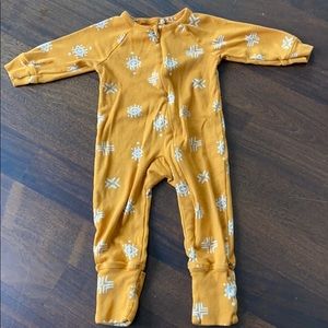 Oliver and Rain footie